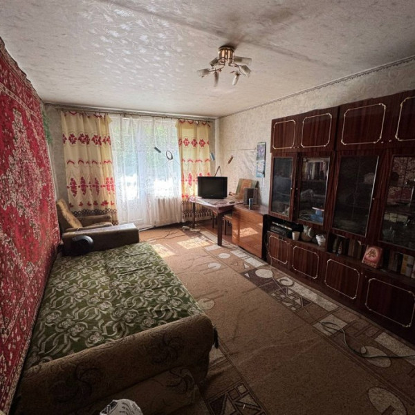 Фото Продам 3- х комнатную квартиру 1/4 эт. в Станице Луганской по ул. 5-я Линия