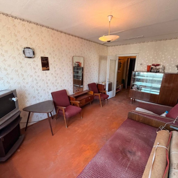 Фото Продам 2- к квартиру, в г. Луганск кв. 50 Лет Октября (р- н СМ Окей верхний).