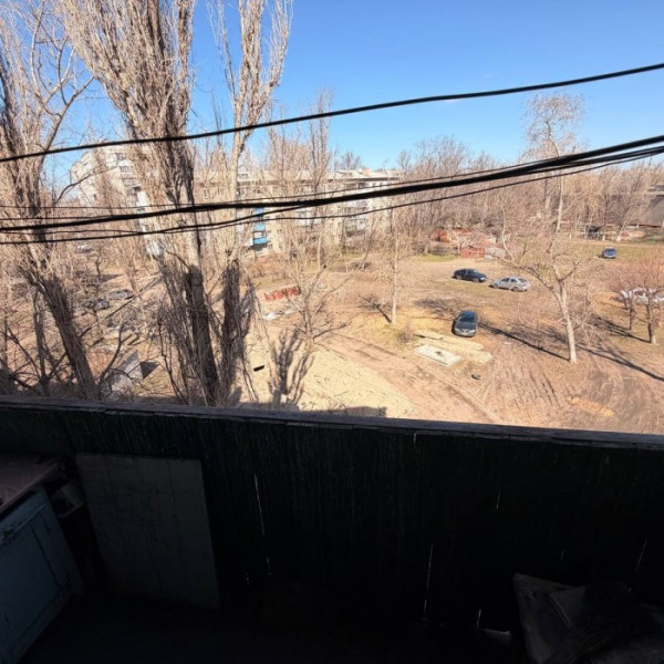 Фото Продам 2- к квартиру, в г. Луганск кв. 50 Лет Октября (р- н СМ Окей верхний).