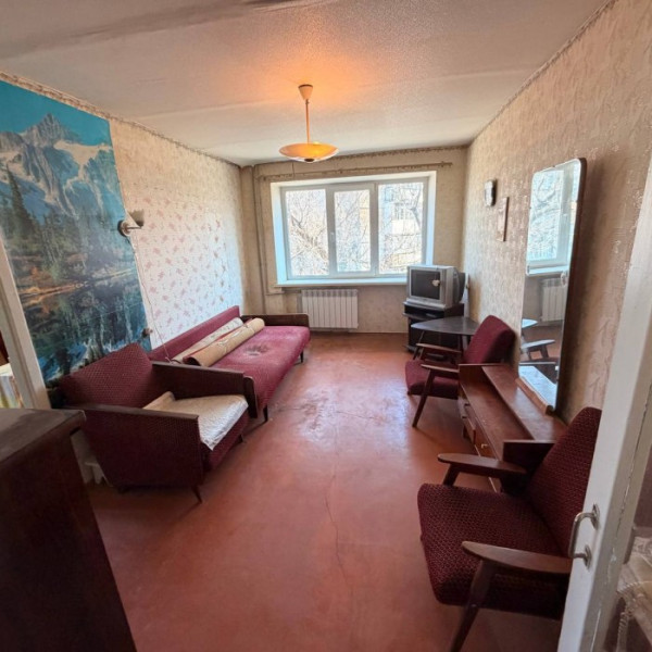 Фото Продам 2- к квартиру, в г. Луганск кв. 50 Лет Октября (р- н СМ Окей верхний).