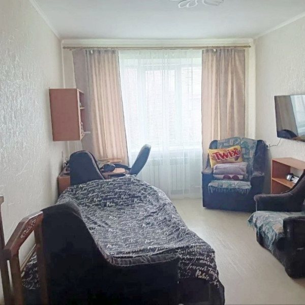 Фото Продам 2- х комнатную квартиру на кв. Комарова