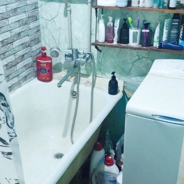 Фото Продам 2- х комнатную квартиру на кв. Комарова