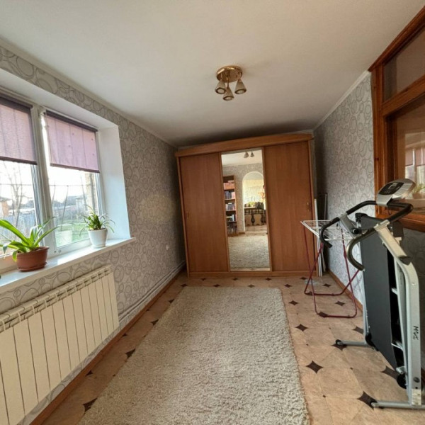 Фото Продам 3-комн. в Станице Луганской, ул. Советская