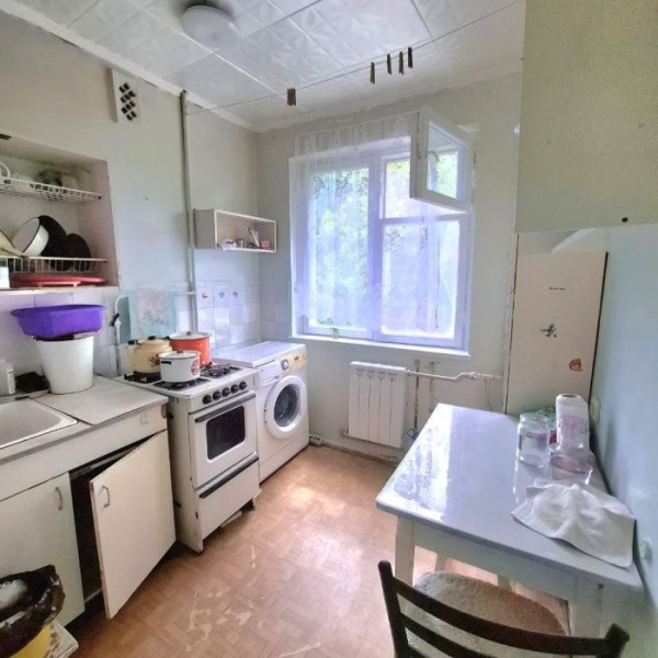 Фото Продам 2-комн квартиру на кв Комарова, г. Луганск