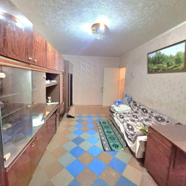 Фото Продам 2-комн квартиру на кв Комарова, г. Луганск