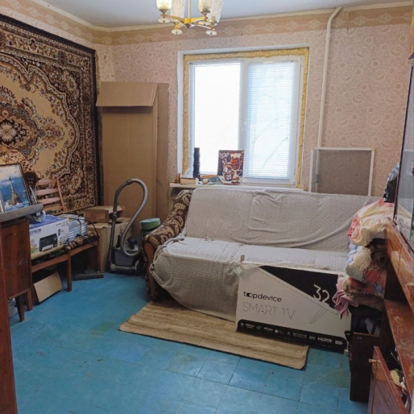 Фото Продам 4-х комнатную квартиру на кв. Якира