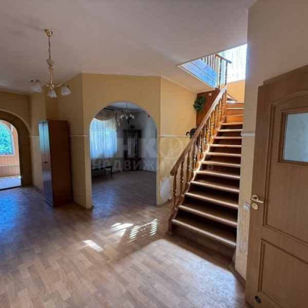 Фото Продам Дом 250м2 рн. Пингвин