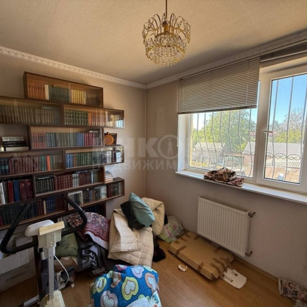 Фото Продам Дом 250м2 рн. Пингвин