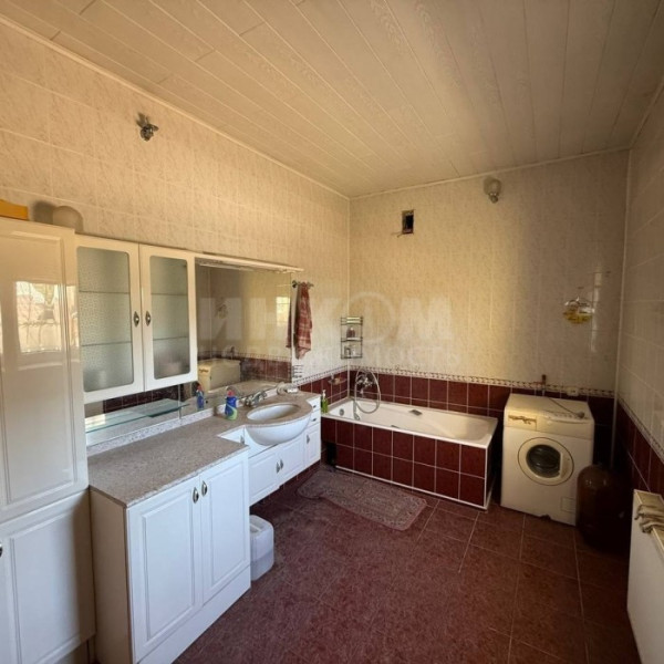 Фото Продам Дом 250м2 рн. Пингвин