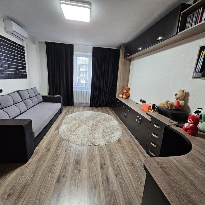 Продам 3-х комн квартиру в г Луганск кв Степной