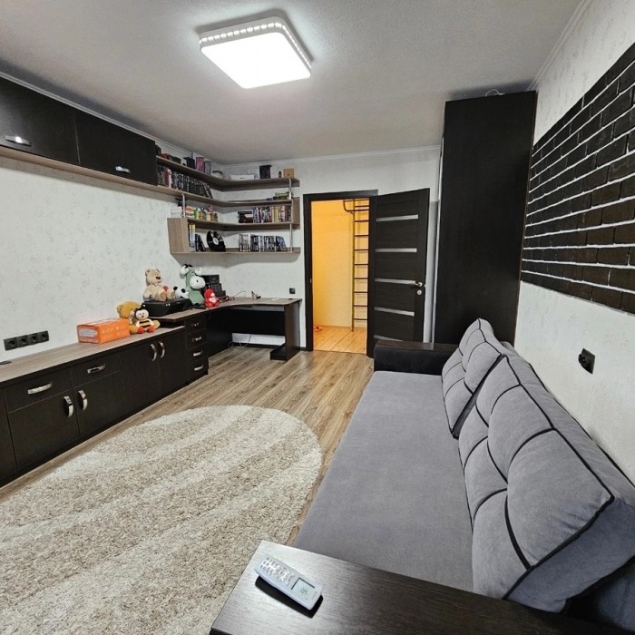 Фото Продам 3-х комн квартиру в г Луганск кв Степной