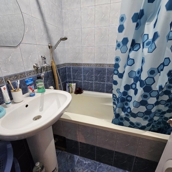 Фото Продам 3-х комн квартиру в г Луганск кв Степной