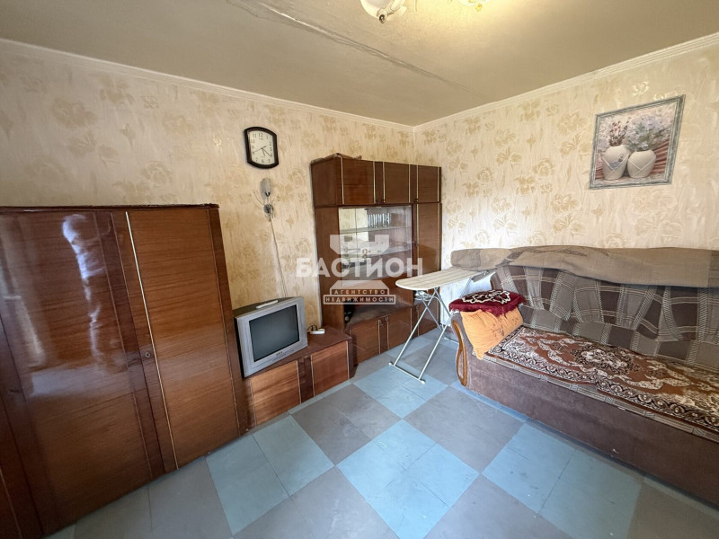 Фото 1 комнатная квартира, пр-кт Металлургов 28, ID: 2275070