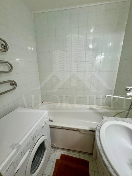 Фото Сдам 4-х комнатную квартиру на длительный срок (Стаханов, ул. Курченко)