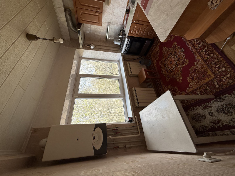 Продаётся трёхкомнатная квартира, 55,4 м²