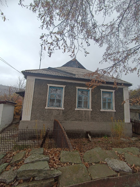 № 946 Продается дом п. Бугаевка, ул.Кирова, центр.