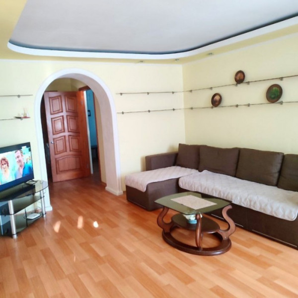 Фото Продам 3-х комнатную квартиру на ул. Советская ТЦ. Кристалл