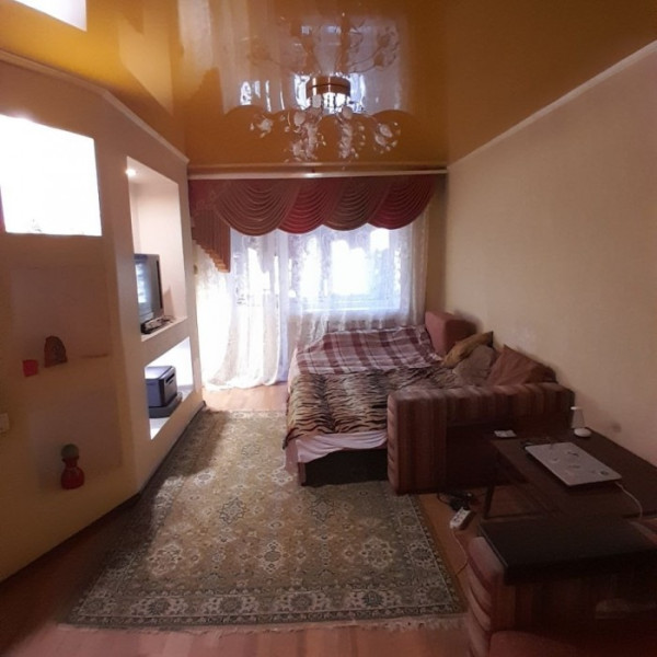 Фото № 6756 Продам 3х комн. квартиру в р-не маг. "Айсберг"