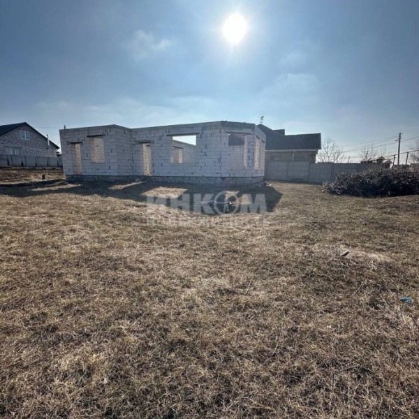 Продам участок 6 соток в городе Луганск пос. Вольный