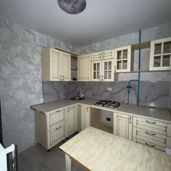 Продам 1к кв. Дзержинского 14