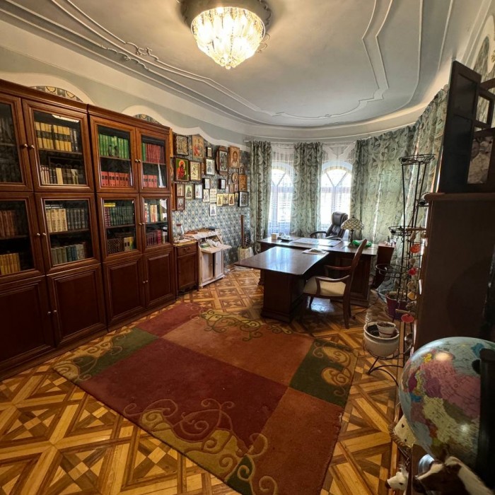 Фото Продам дом 3-х этажный в г. Петровское ( пригород Красного Луча)
