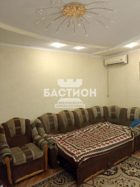 Фото Дом, муниципальный округ Лутугинский, посёлок городского типа Георгиевка, улица Мичурина , ID: 2029257