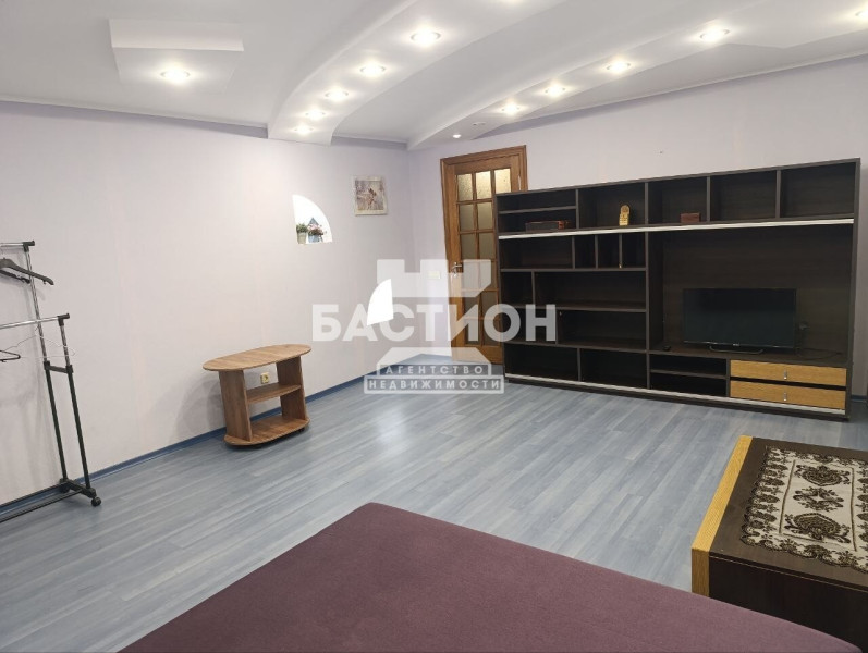 Фото 3-х комнатная квартира, улица Градусова , 4А ID:2086772