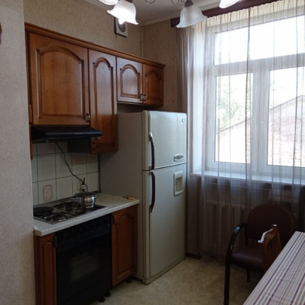 Фото Продам 3-х комн квартиру 90 м2 в Центре города Луганск