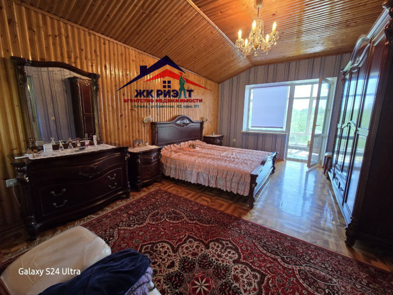 Фото Двухэтажный дом в поселке Хрящеватое