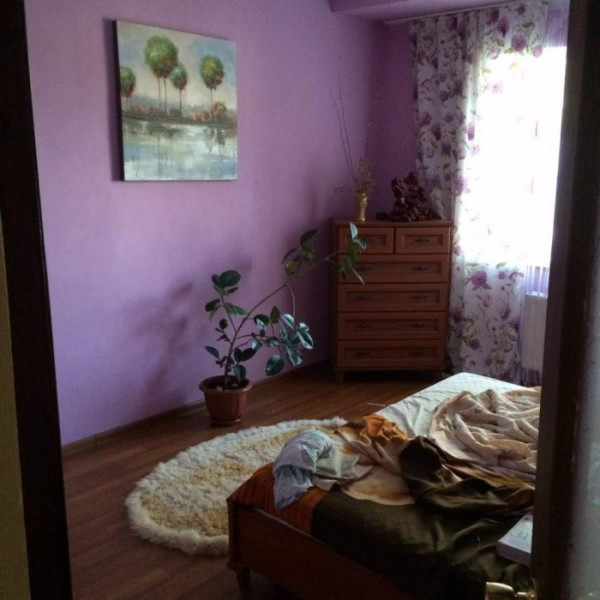 Фото Продам 2-х этажный дом в г.Луганск, Станично-Луганский район, пос. Пшеничное.