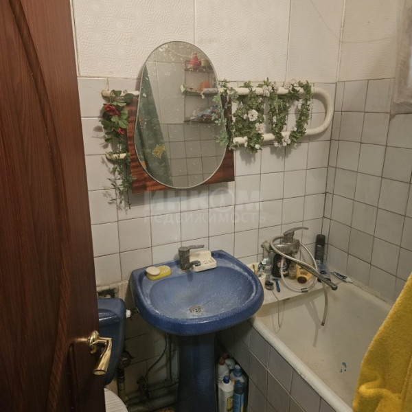 Фото Продам 2-х комн квартиру в городе Луганск квартал ГБК