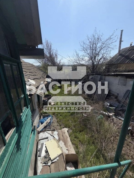 Дом, улица Серова D:2093921