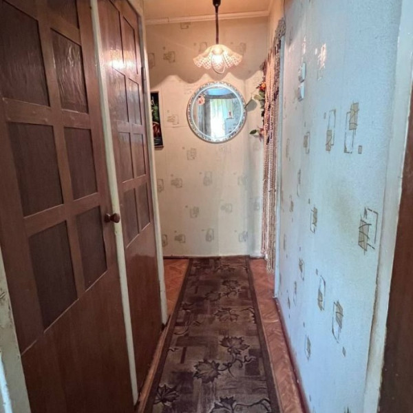 Фото Продам 2-х комнатную квартиру на кв. Солнечный