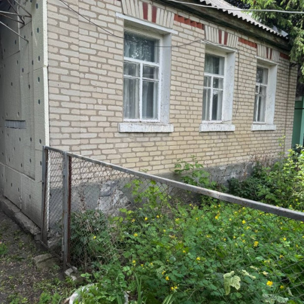 Продам дом в пгт. Станица Луганская (Новая Кондрашевка)