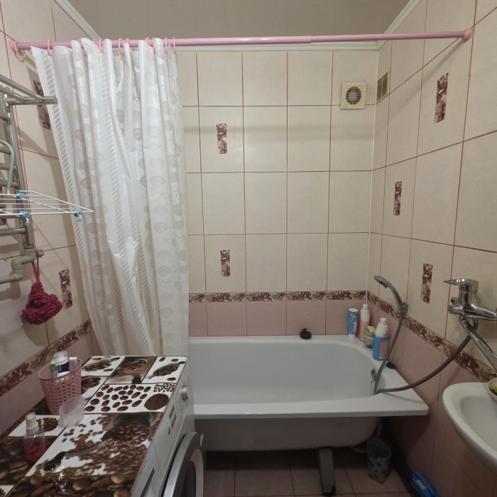 Фото Продам 3-х комн квартиру с АО в г Луганск ул Боженко
