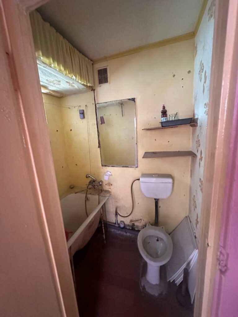 Фото № 572 Продаётся 1 комн. квартира в районе ТРЦ “Столица”.