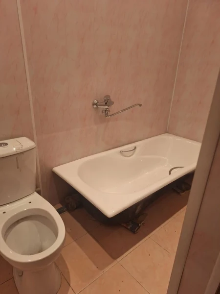 Фото Продаётся 2-комнатная квартира в городе Стаханов, ул. Тельмана, д. 38
