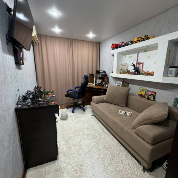 Фото Продам 2-х комнатную квартиру кв. Шевченко