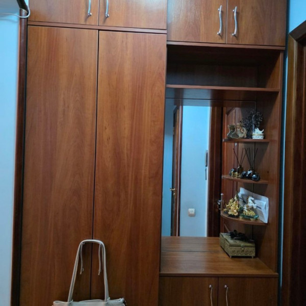 Фото Продам 3к кв. Комарова с А.О.