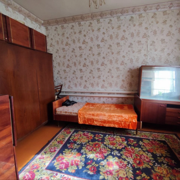 Продам 4к квартиру на городке ОР