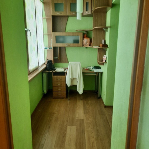 Фото Продам 3к кв. Волкова 8 с А.О.