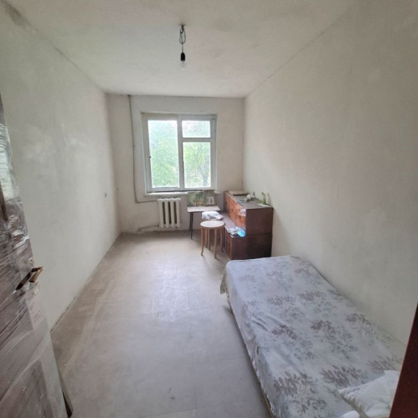 Фото Продам 3-х комн квартиру по ул. 30 лет Победы (напротив к-р "Мир")