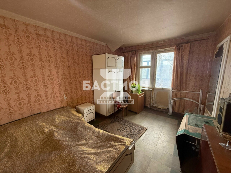 4-х комнатная квартира, ул. Ленина 104, ID: 2144259