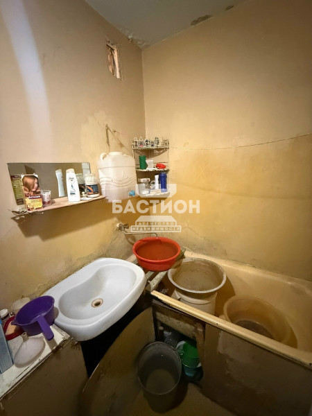 Фото 4-х комнатная квартира, ул. Ленина 104, ID: 2144259