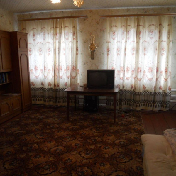 Фото Продам дом с. Большая Черниговка Станично Луганский район ул. Ленина 20а.