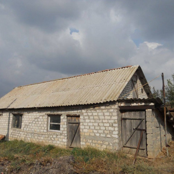 Фото Продам дом с. Большая Черниговка Станично Луганский район ул. Ленина 20а.