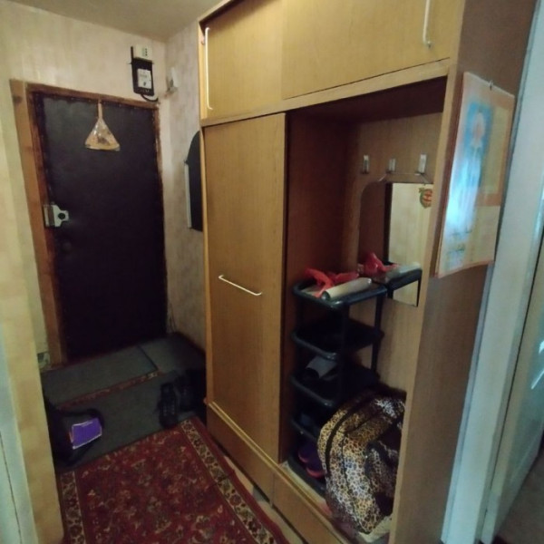 Фото Продам 2-х комнатную квартиру на кв. Солнечный