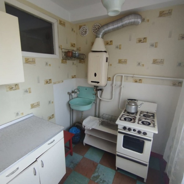 Фото № 6595 Продам 3х комн. квартиру в р-не маг. "Камелия"