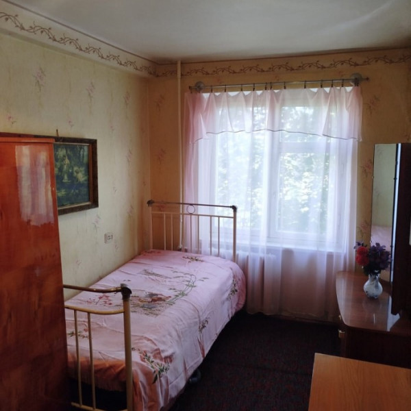 Фото № 6595 Продам 3х комн. квартиру в р-не маг. "Камелия"