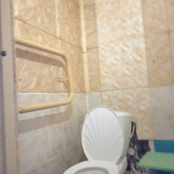 Фото Продам 1-к квартиру в Луганске на кв. Шевченко